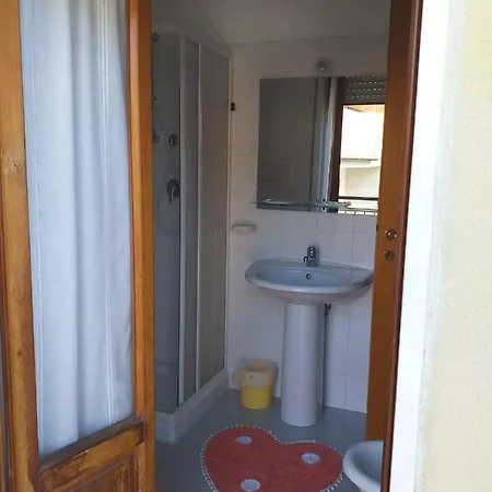 Spacious Double A Stone Throw From The Sea 3* Pineto