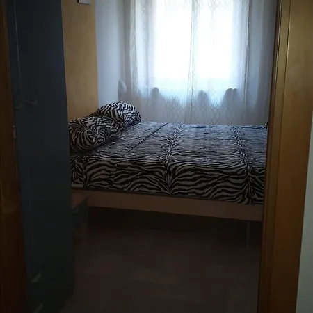 Frühstückspension Spacious Double A Stone Throw From The Sea 3*