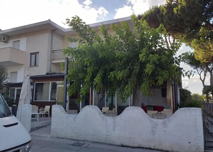 Spacious Double A Stone Throw From The Sea Oda ve Kahvaltı