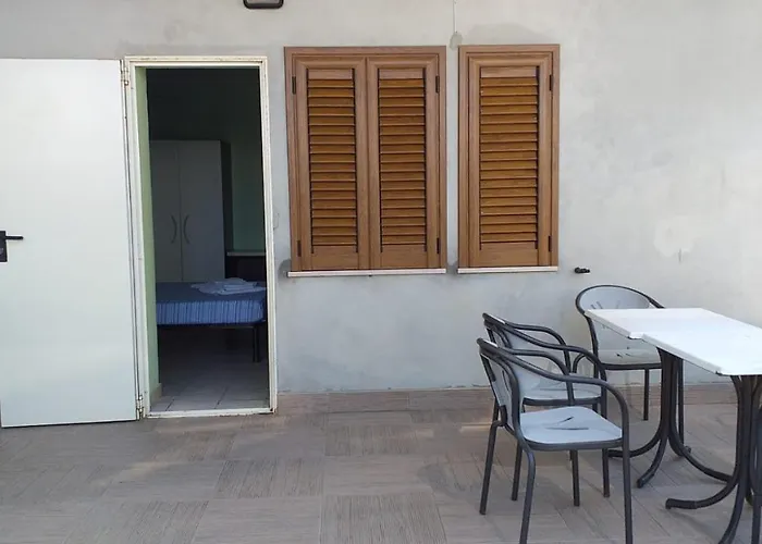 Spacious Double A Stone Throw From The Sea Oda ve Kahvaltı Pineto