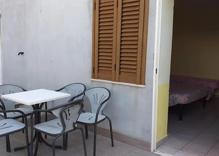 Bed & Breakfast Spacious Double A Stone Throw From The Sea Pineto